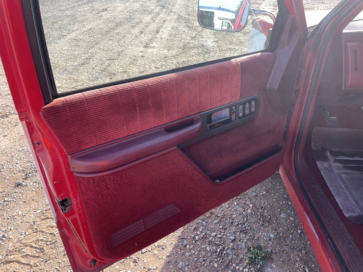 chevrolet-2500-image-16