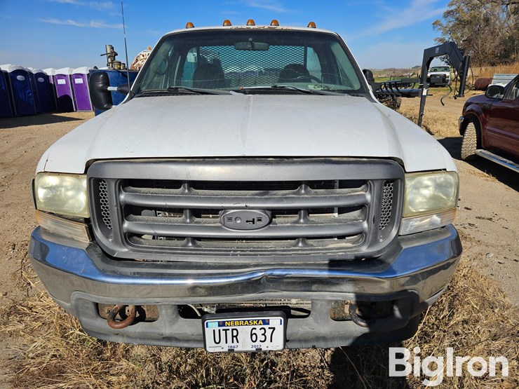 ford-f450-xl-image-2