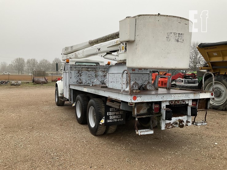 international-4900-image-4