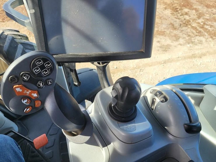 new-holland-t7.260-image-83