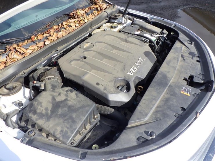 2017-chevrolet-impala-sedan-image-11