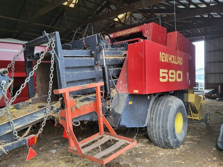 1997-new-holland-590-image-11