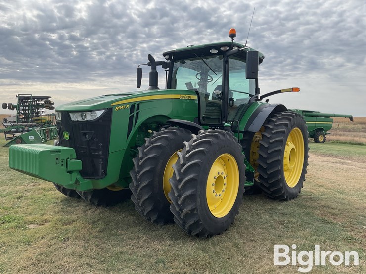 john-deere-8345r-image-1
