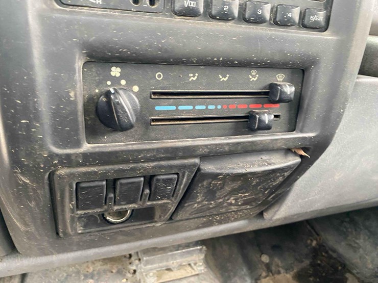 jeep-wrangler-image-33