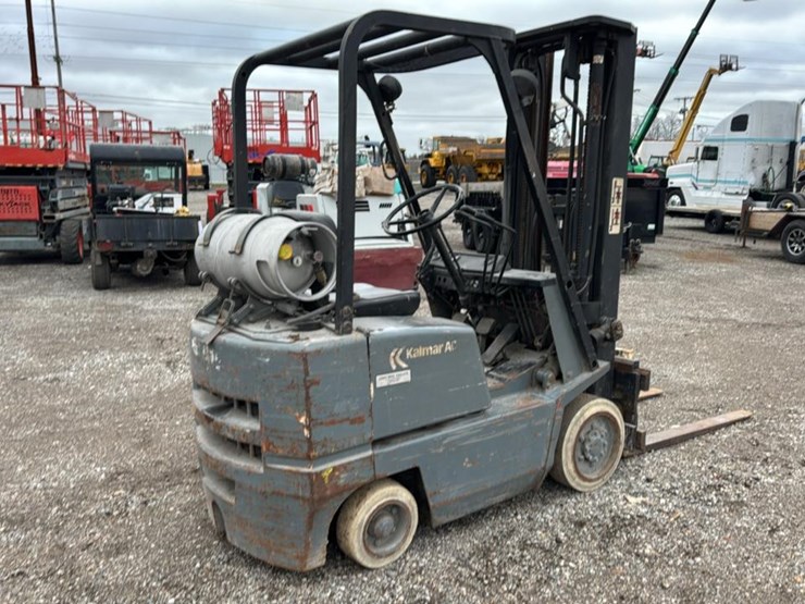 #1360-•-kalmar-dc-25-forklift*-image-5