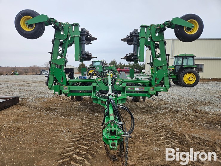 2009-john-deere-2510h-image-2