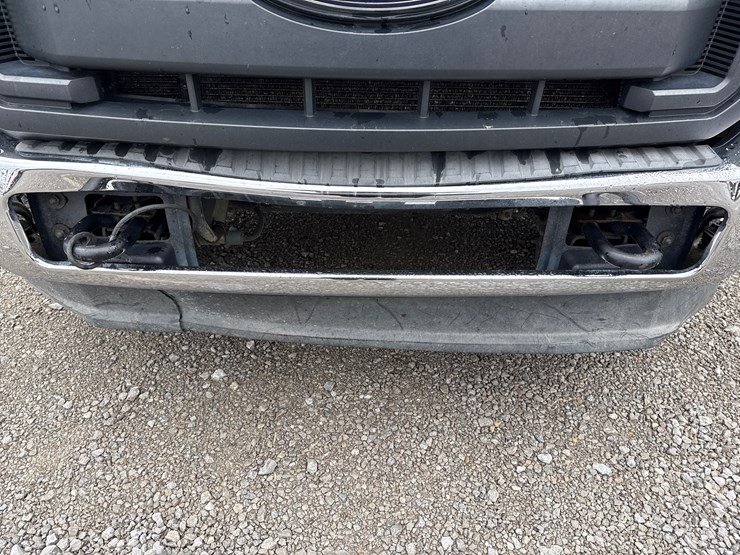 2012-ford-f250-xl-image-10