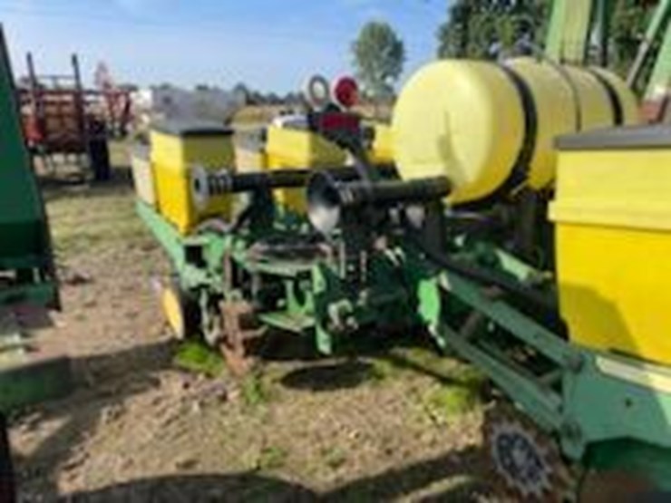 john-deere-7200-image-5