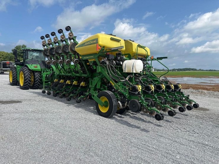 john-deere-1790-image-4