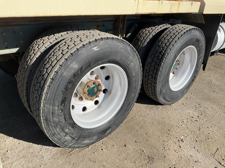 kenworth-t800-image-21