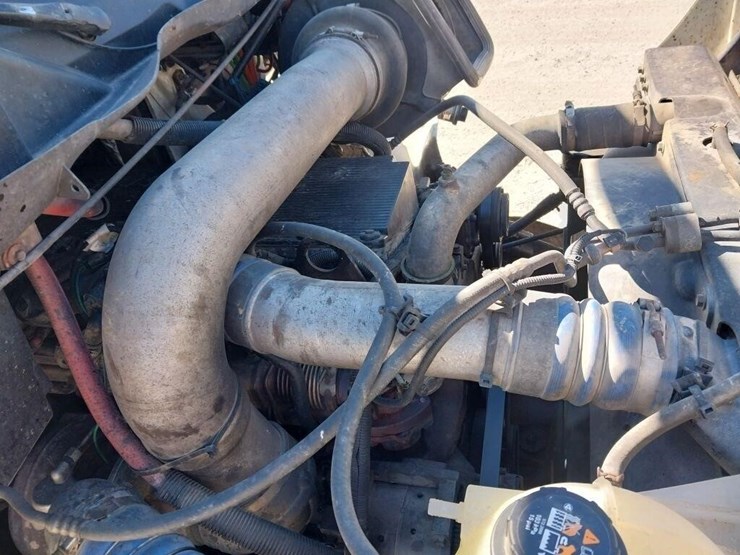 2006-international-8600-image-1