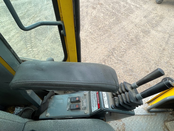 grove-rt600e-image-47