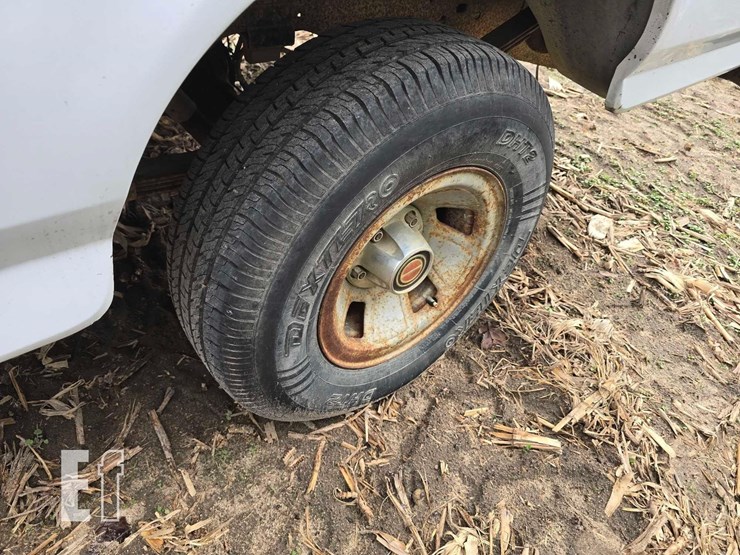 1994-ford-f150-xl-image-9