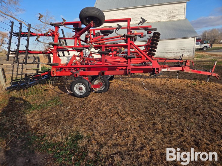 case-ih-4800-image-4