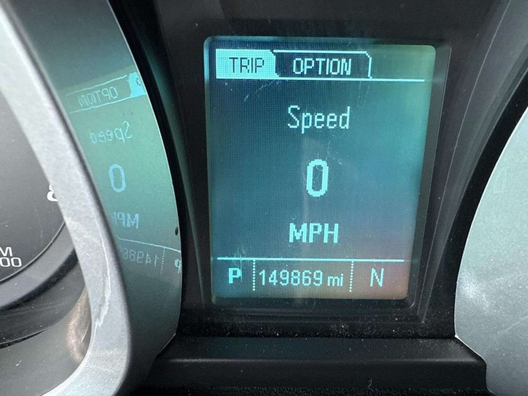 2015-chevrolet-equinox-lt-image-17