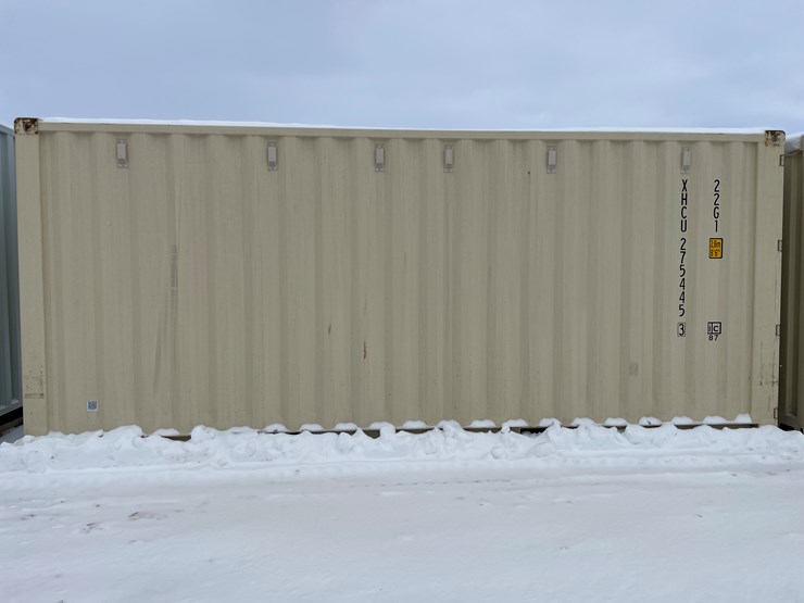 #107-•-20'-shipping-container-image-2