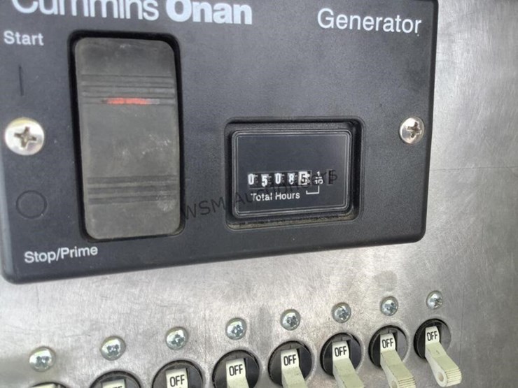 2014-ram-4500-bucket-truck-image-12