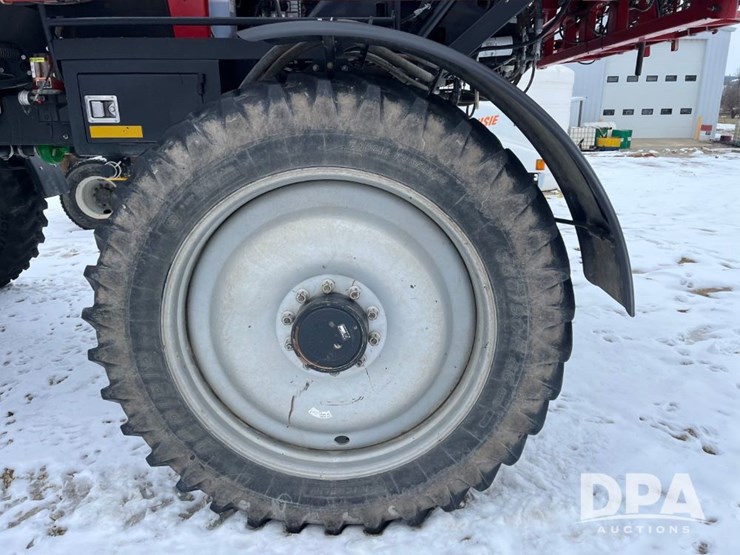 case-ih-patriot-3340-image-37