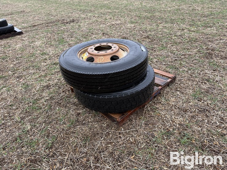 2)-11r24.5-tires-image-5