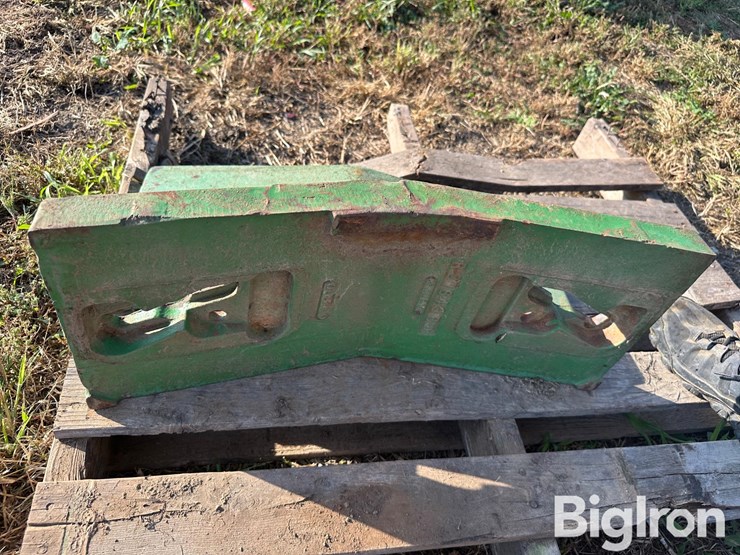 john-deere-10-image-15