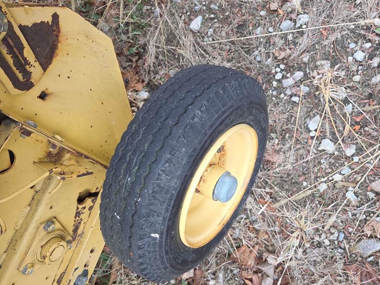 new-holland-664-image-2