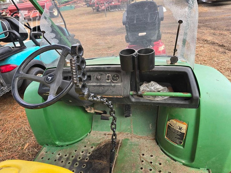 john-deere-gator-image-16