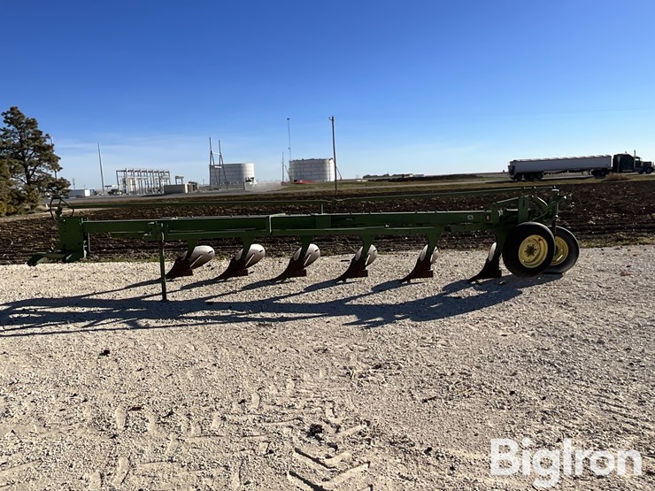 john-deere-6-image-6