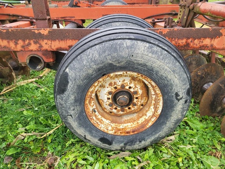 case-ih-470-image-19