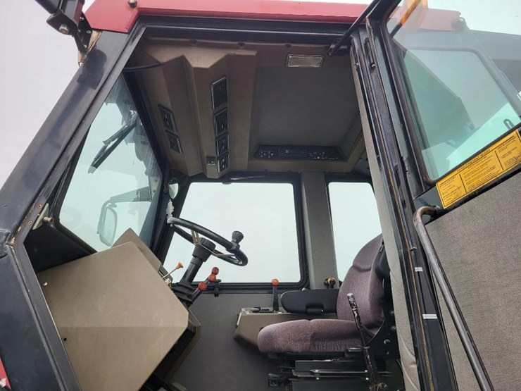 case-ih-4494-image-40