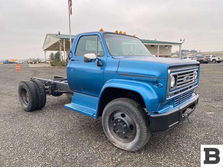 chevrolet-cheyenne-truck---caution-image-7