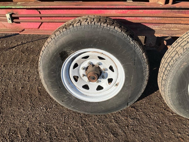 #2300-•-sawdust-trailer-image-20