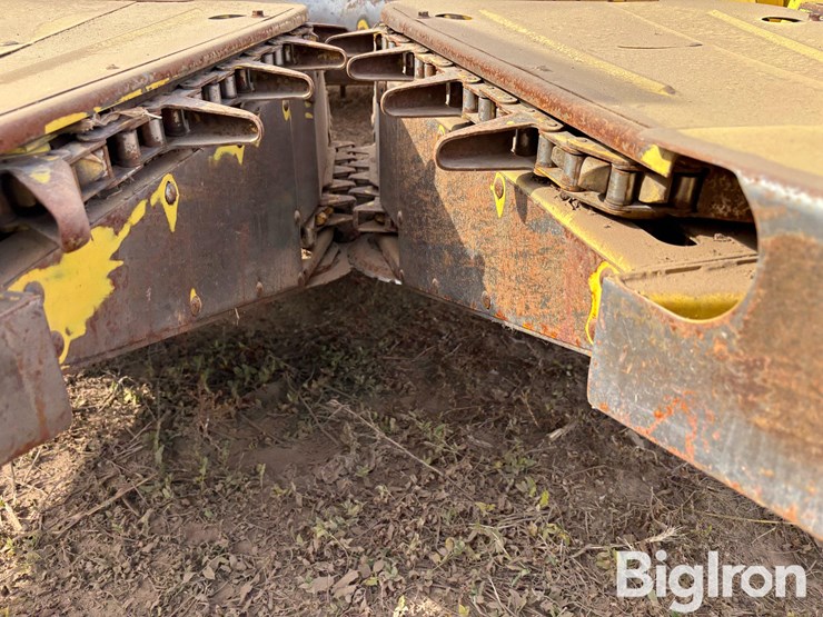 new-holland-1880-image-12