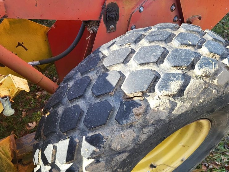 new-holland-1499-image-18