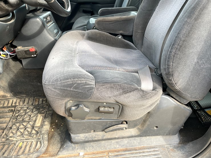 chevrolet-silverado-1500hd-image-68