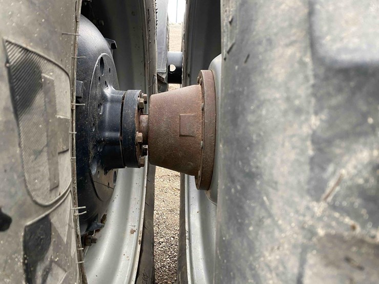 case-ih-7140-image-65