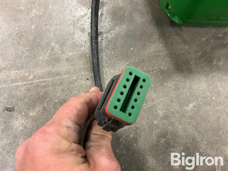 john-deere-7000-image-10