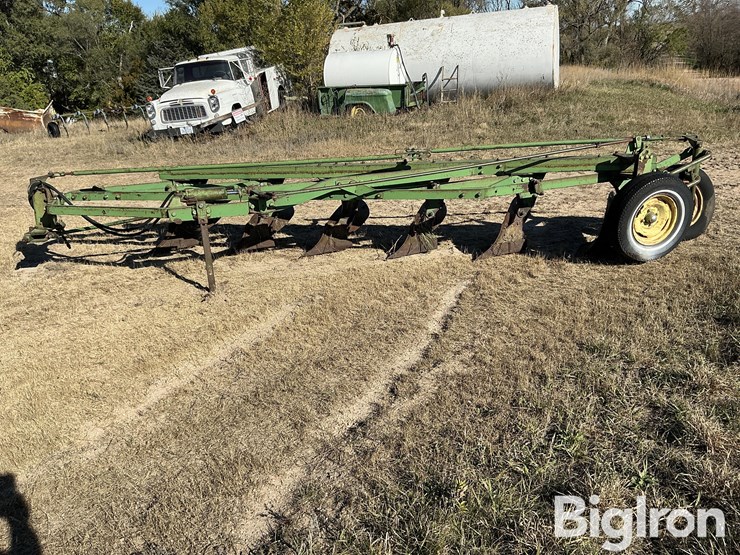 john-deere-6-image-8