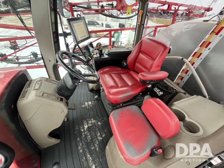 case-ih-patriot-3340-image-50