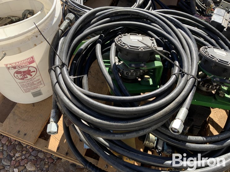 john-deere-16-image-14