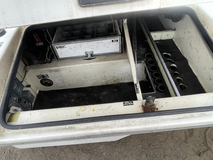 chevrolet-silverado-1500-image-4