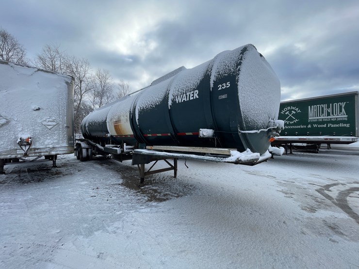 #1148-•-1967-tanker-trailer-(has-mn-title)-image-9