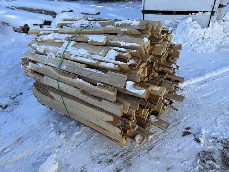 pallet-of-lumber-image-2