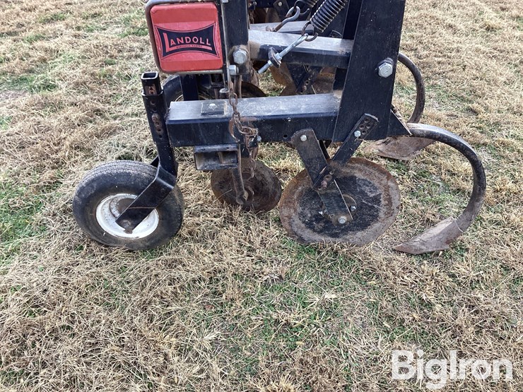 landoll-2006-30-image-9