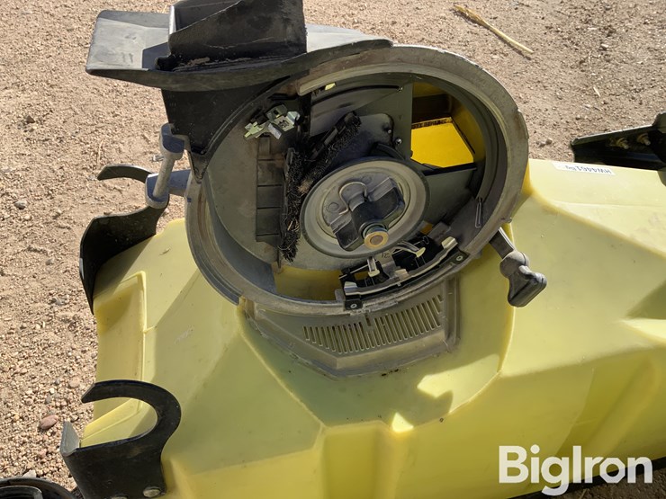 john-deere-3-bul-seed-boxes-image-11