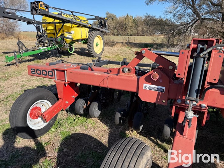 redball-2000-image-15