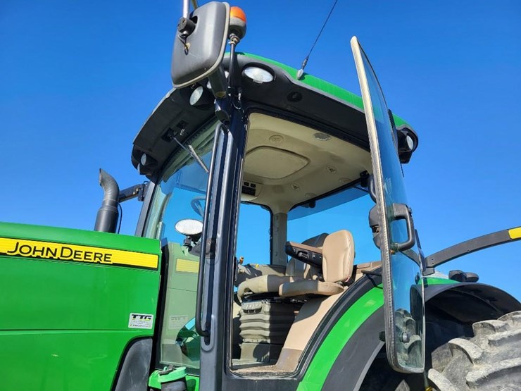 john-deere-8335r-image-55