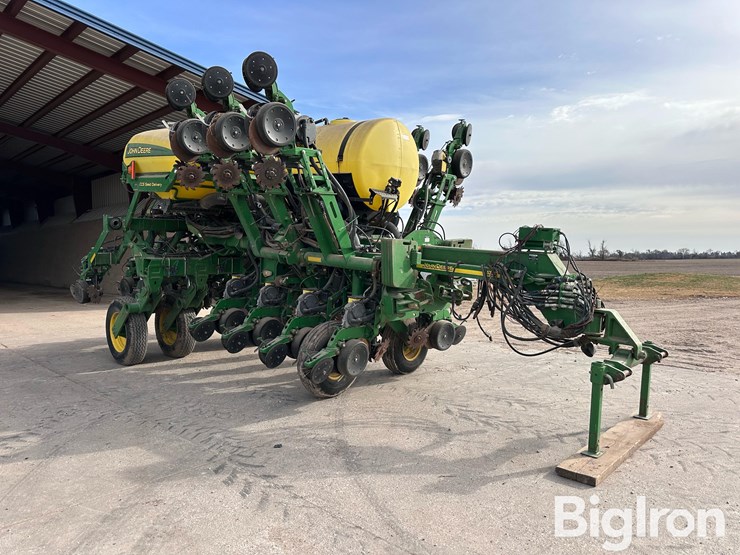 john-deere-1790-ccs-image-3