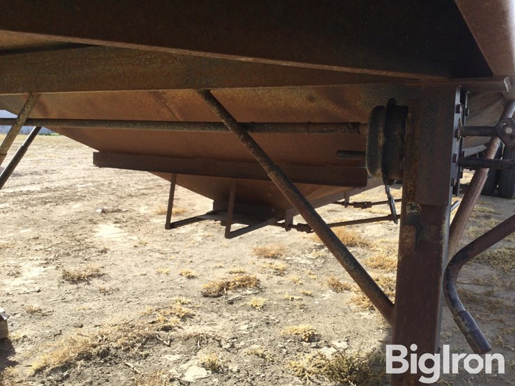 neville-trailer-image-10