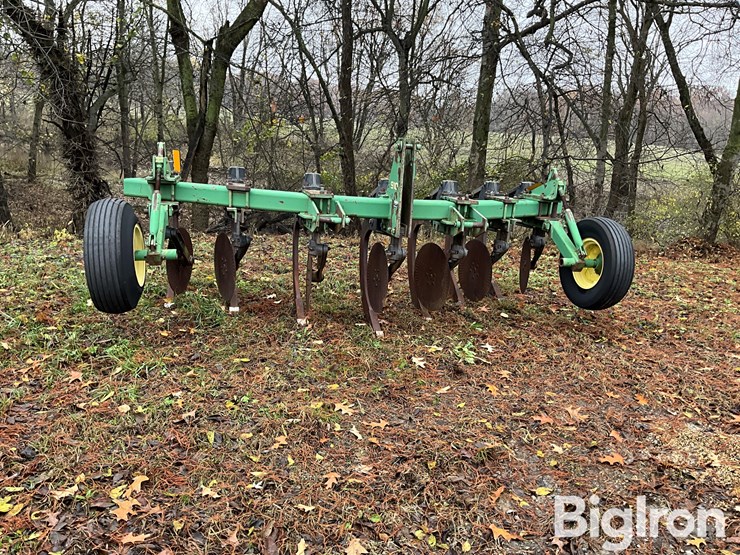 john-deere-910-image-2