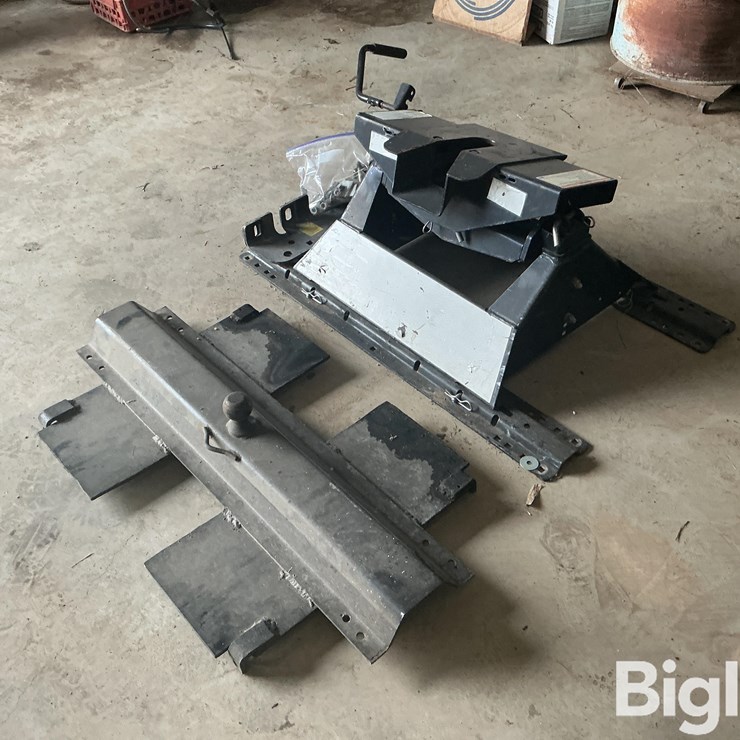 Reese 30033 Hitch System